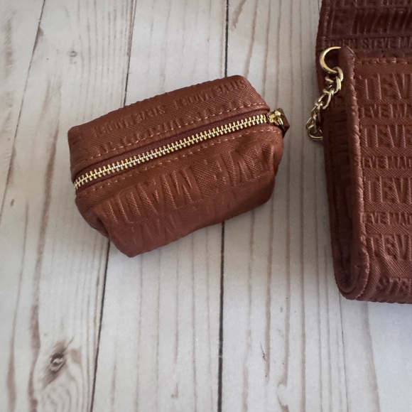 Steve Madden crossbody - Picture 12 of 14